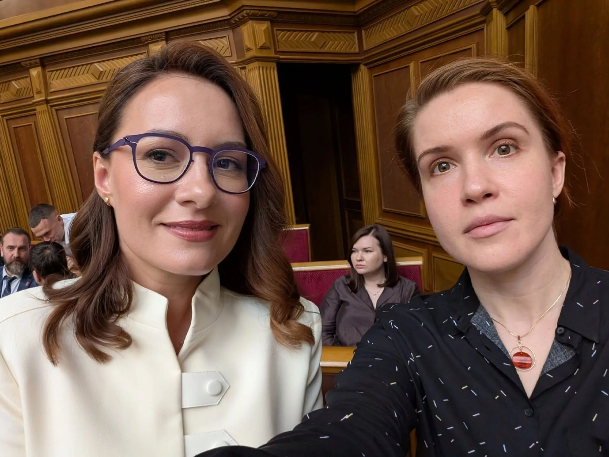Posłanka Bezuła wraca do frakcji „Sługa Narodu”