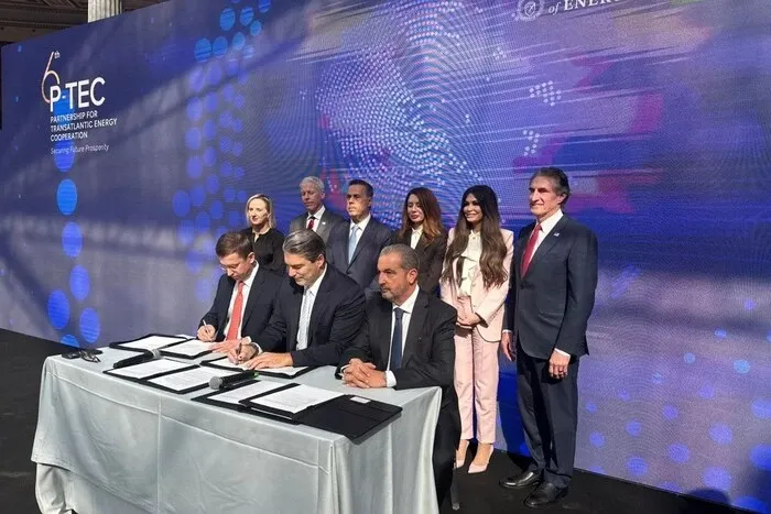 Україна буде отримувати газ зі США по новому маршруту через Грецію