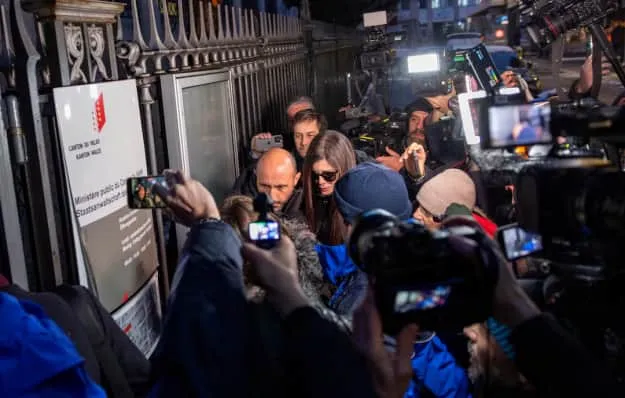 У Швейцарії викликали власників бару після смертельної пожежі на курорті Кран-Монтана