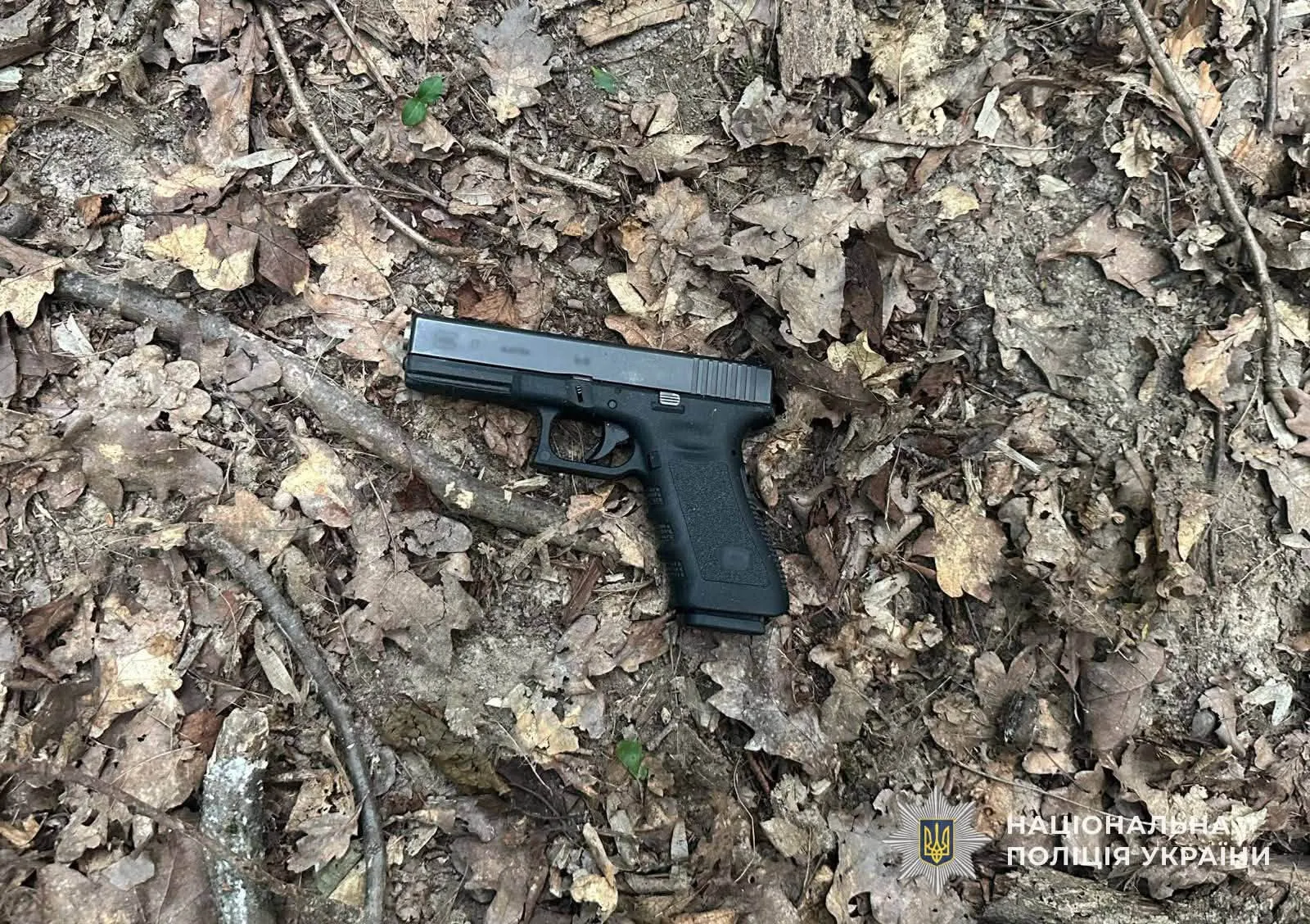 A man opened fire in Uzhhorod; police detained him during a special operation