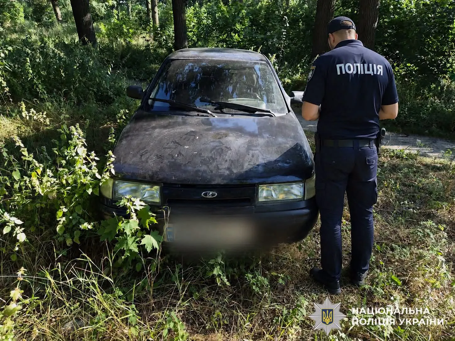 In the Kyiv region, a 17-year-old novice driver in a VAZ struck a 61-year-old woman