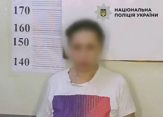Out of jealousy, a Kyiv woman set her neighbor's door on fire; the woman was detained