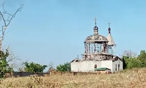 Ракетный удар по пригороду Одессы: пострадали трое мужчин