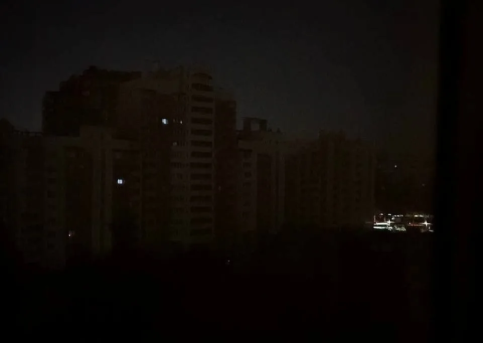 Відео: У Бєлгороді пролунали вибухи і почалися перебої із світлом