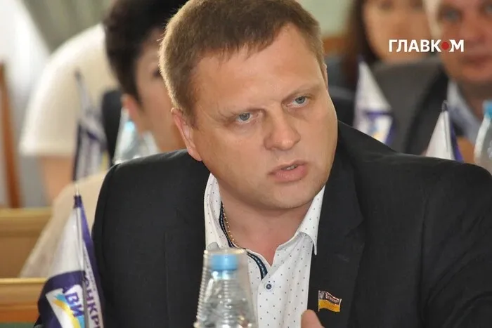 Ексдепутат Хмельницької облради отримав 7 років за корупцію