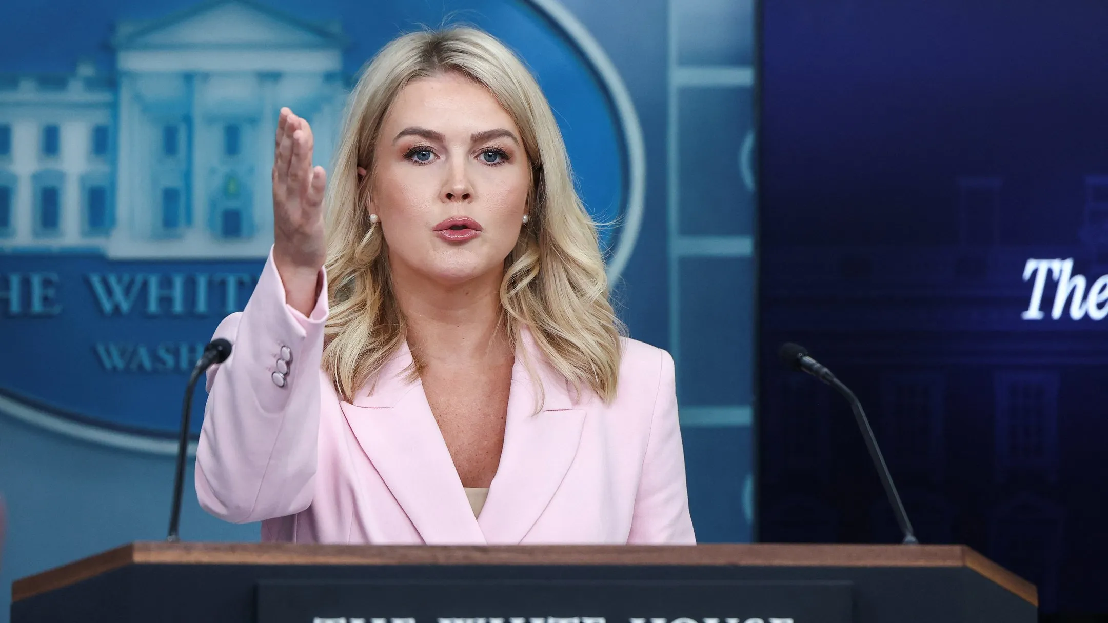 США «не можуть» безкінечно постачати зброю Україні — Білий дім