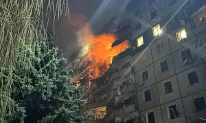 росія вдарила по Харкову ракетами: щонайменше троє постраждали