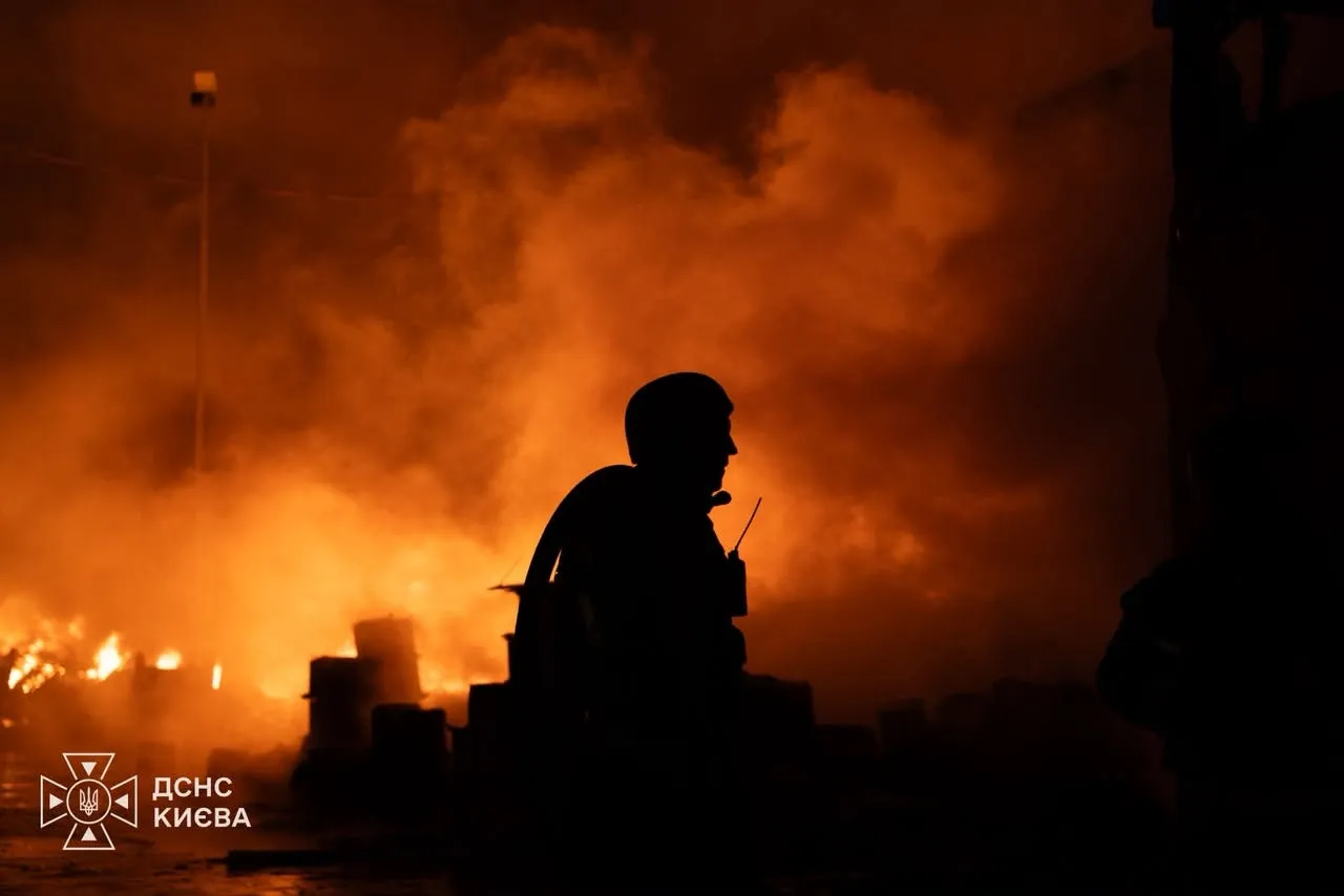 Video: A crater formed in Kyiv's Solomyanskyi District following an attack by the Russian Federation