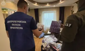 Батьків дівчини з Харківщини покарали за лайливу російську пісню доньки на Алеї Слави