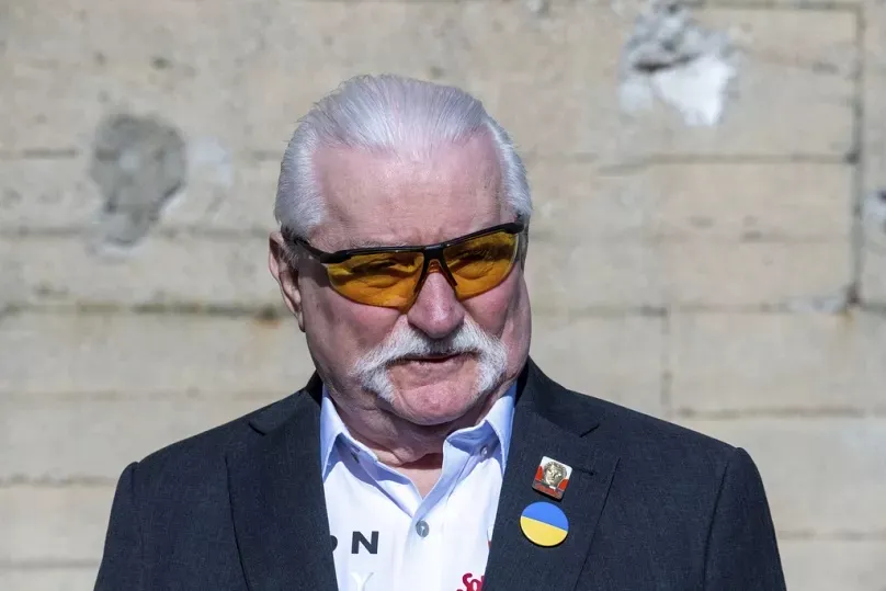 Експрезидент Польщі Валенса розкритикував Зеленського через перепоховання Мельника