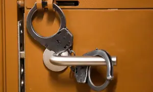 Погода на 12 січня: синоптики попередили про сніг та морози