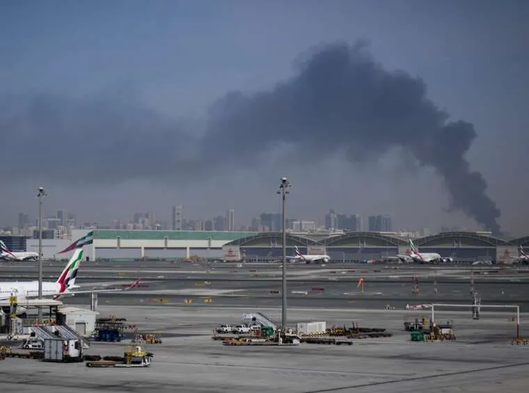 Закрите небо над Близьким Сходом розірвало світові маршрути