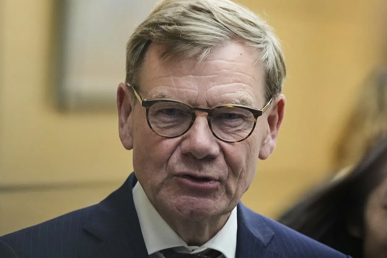 Negotiations to end the war may begin soon — Wadeful