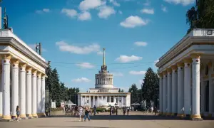 В Киеве украли бюст Леси Украинки