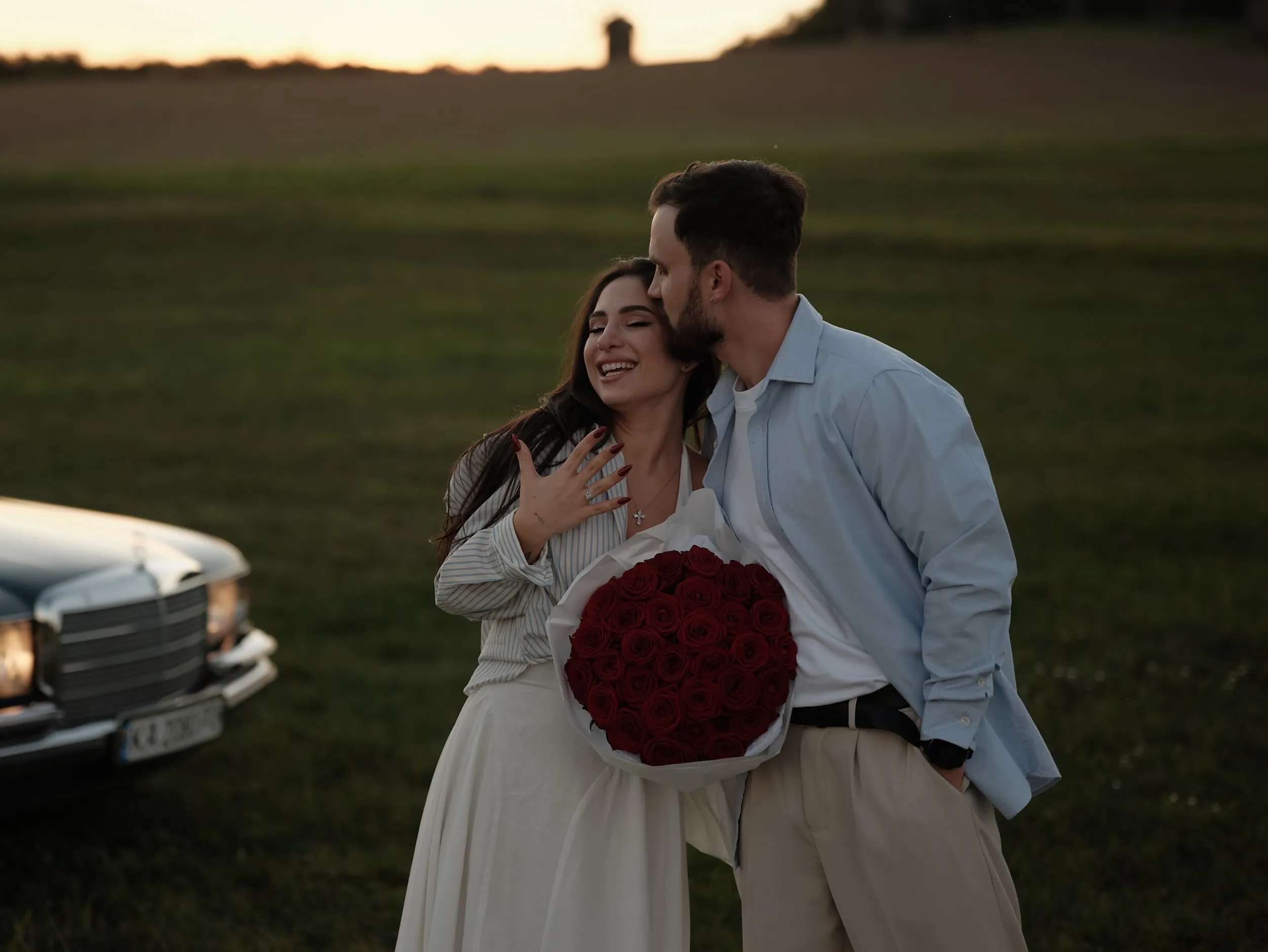 Video: Former official Yevgen Pronin proposed to singer Skylerr