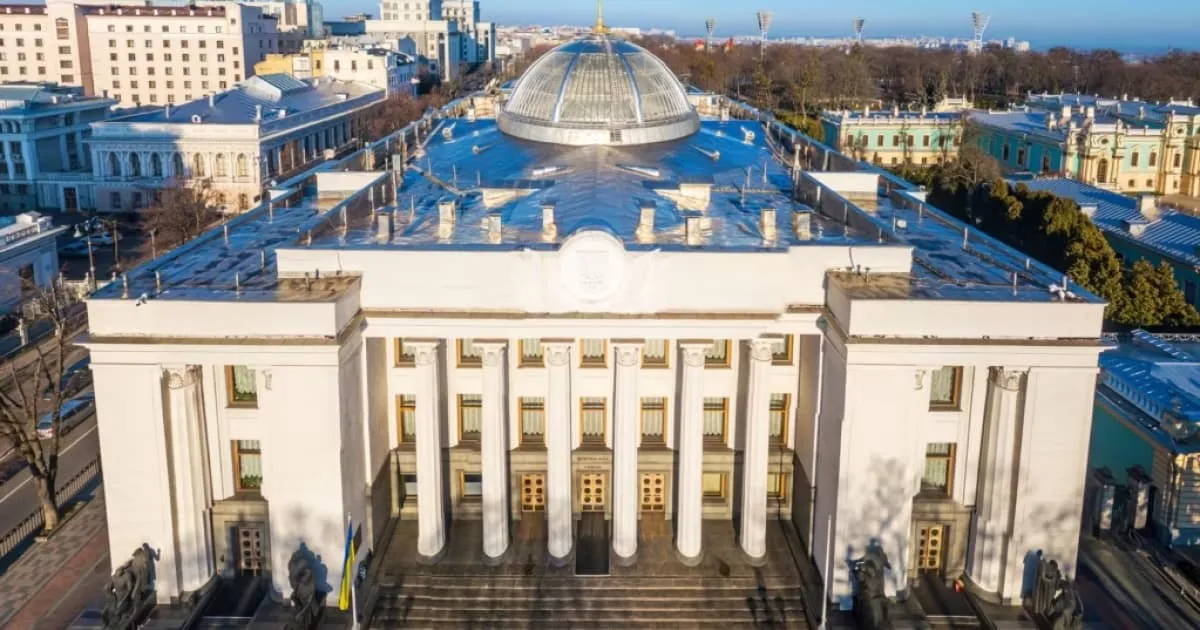 Видео: Рада приблизила принятие решения о повышении зарплат украинским военным