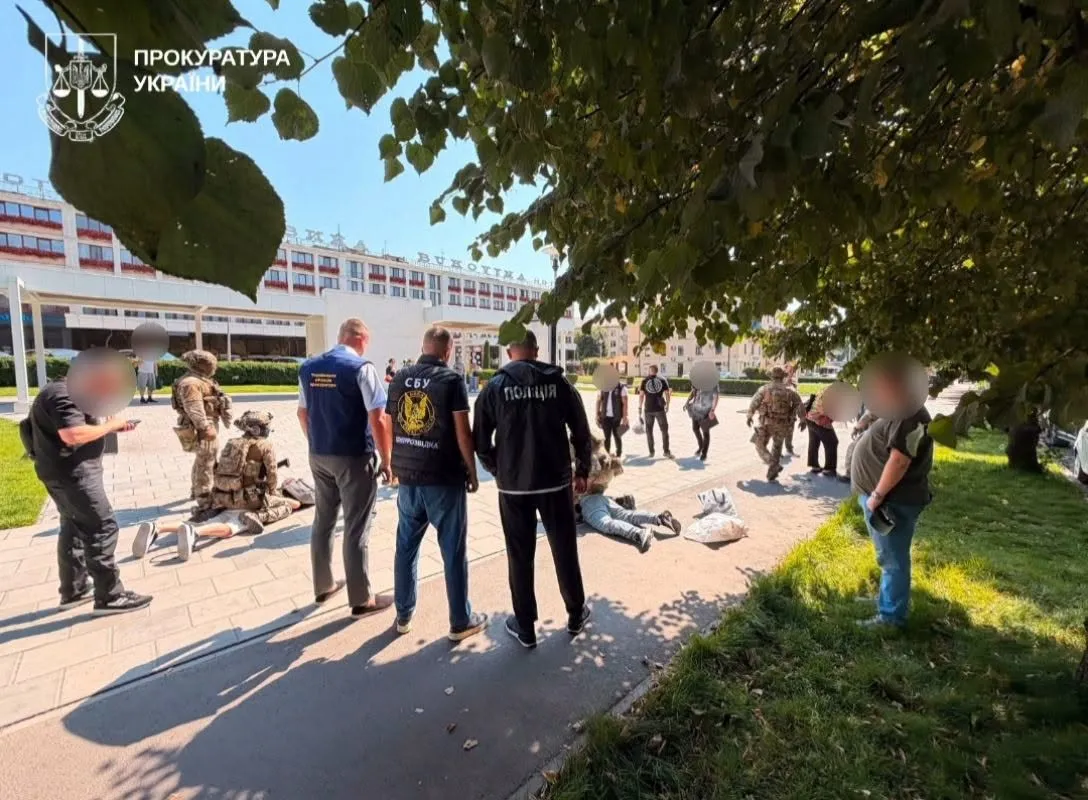На Буковине двух граждан Турции будут судить за попытку поджога электроподстанции