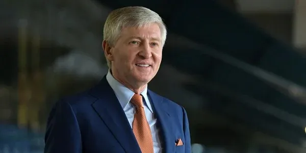 Вперше за 12 років Ахметов прийшов на матч Шахтаря, біля нього помітили Шефіра