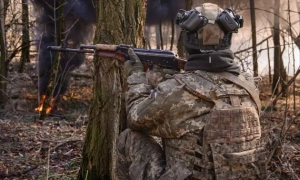 Окупанти вночі атакували Харків: є руйнування та жертва