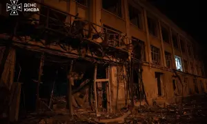 На Запорожье россияне выпустили ракеты по гимназии и зданию культуры