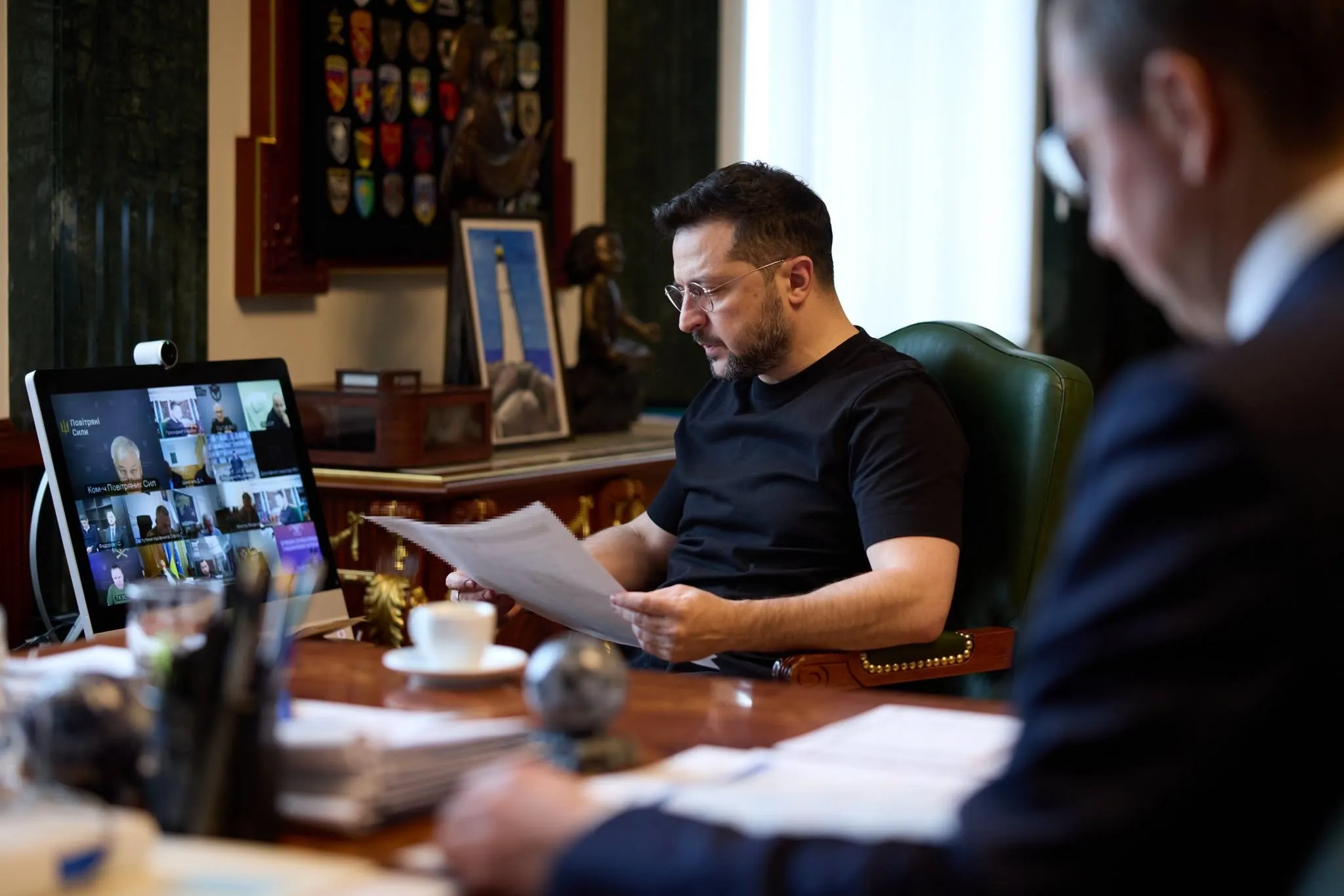 Ukraina od prawie miesiąca czeka na podpis Hegsetta w sprawie rakiet do systemów Patriot i NASAMS