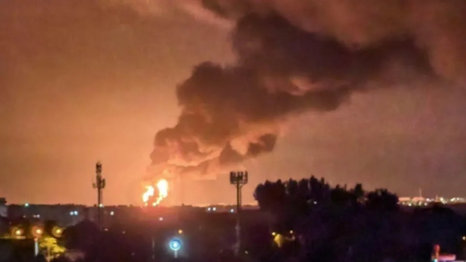 У Росії визнали атаку дронів на Ставропіллі, у порту Кавказ виникла пожежа