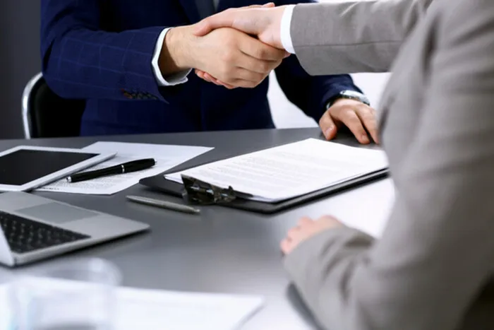 «Сумний Пітекантроп»: в Україні підприємець створив 25 компаній із креативними назвами