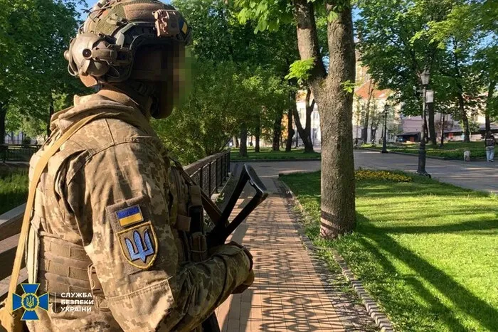 Видео: в Киеве произошла стрельба, на месте были замечены сотрудники силовых структур
