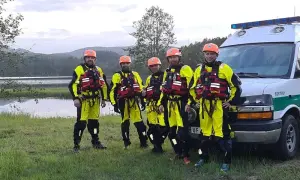 Видео: дроны атаковали газоперерабатывающий завод в Оренбурге, возник пожар