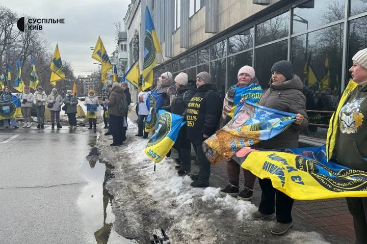 У Києві відбулася акція на підтримку військовополонених та зниклих безвісти українців