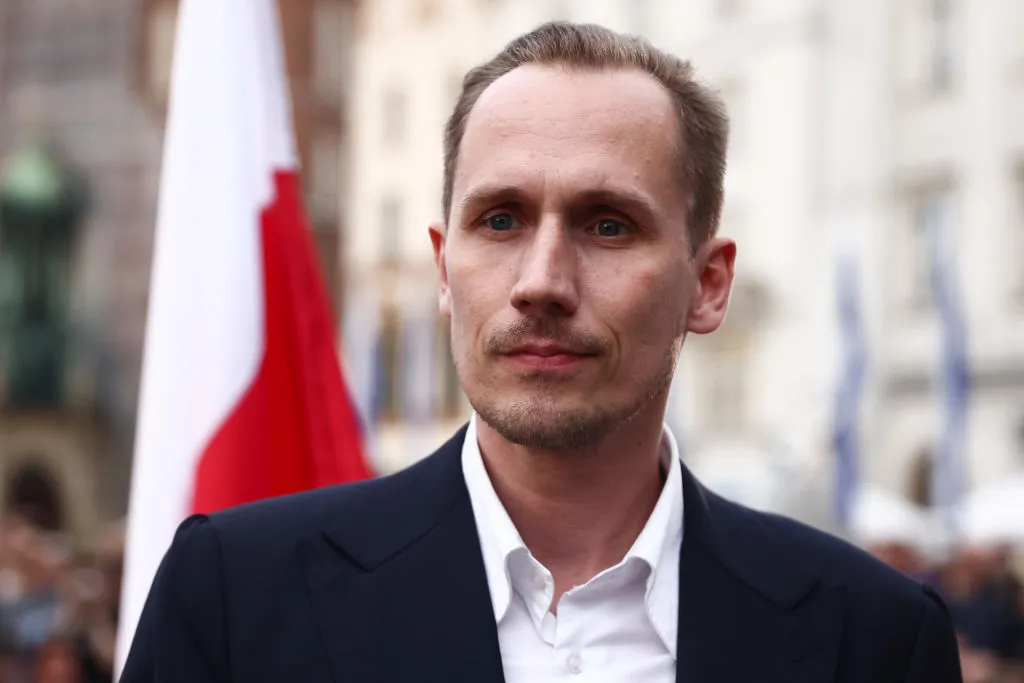 У Польщі спіймали на крадіжці в Ikea проросійського депутата У Польщі спіймали на крадіжці в Ikea проросійського депутата