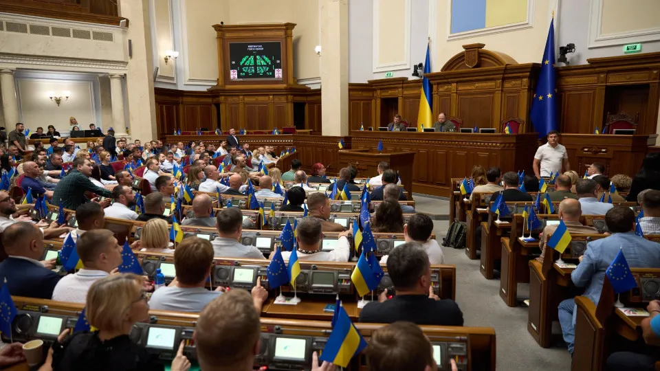 Рада підтримала закон про виплати військовим після повернення з полону Рада підтримала закон про виплати військовим після повернення з полону