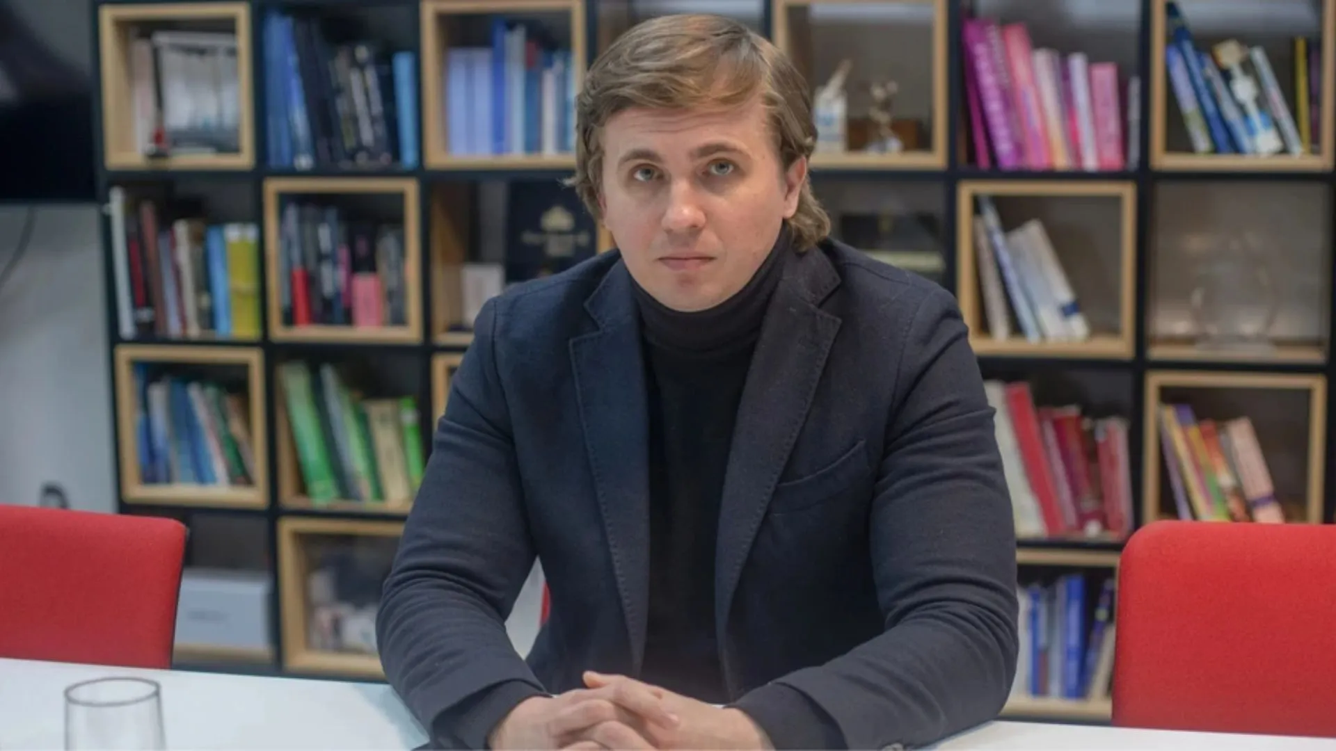 Journalist Mykhailo Tkach was detained in Vienna while conducting an investigation