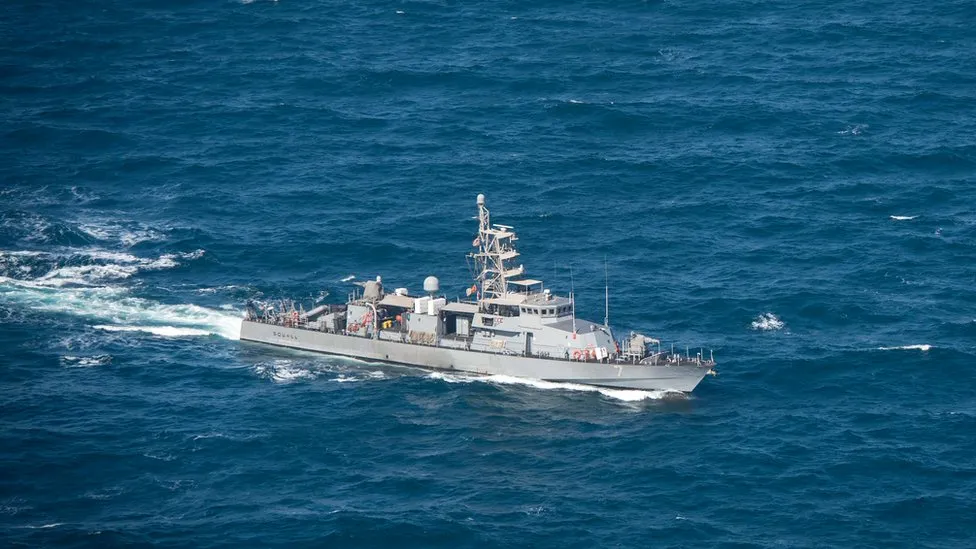 Видео: ВМС США потопили судно эквадорского наркокартеля в Тихом океане