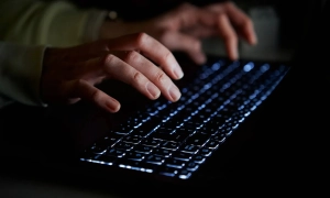 
Клептократия в глобальной политике: как бизнесмен Лен Блаватник «решает вопросы» между США и Россией