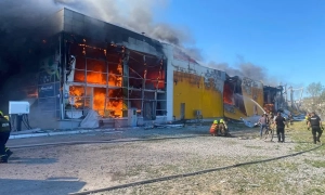 Російський військовий корабель уперше супроводжував підсанкційні танкери через Ла-Манш