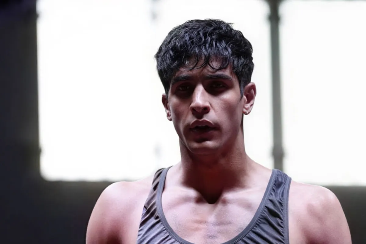 В Ірані публічно стратили за вбивства поліцейських 19-річного чемпіона з боротьби