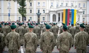 Видео: белорусская филармония вышла на уникальную музыкальную забастовку