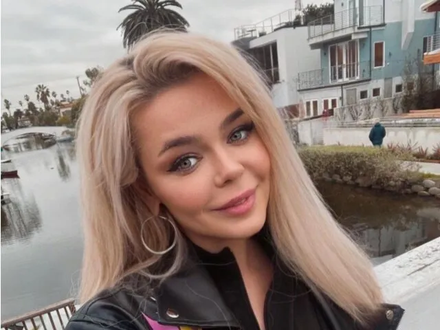 Вагітна співачка Аліна Гросу розсекретила стать первістка