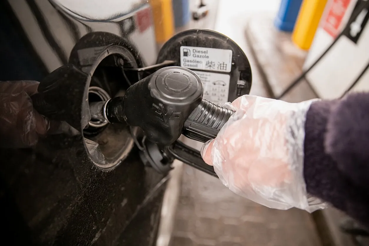 Литва хоче обмежити ціни на пальне через війну на Близькому Сході