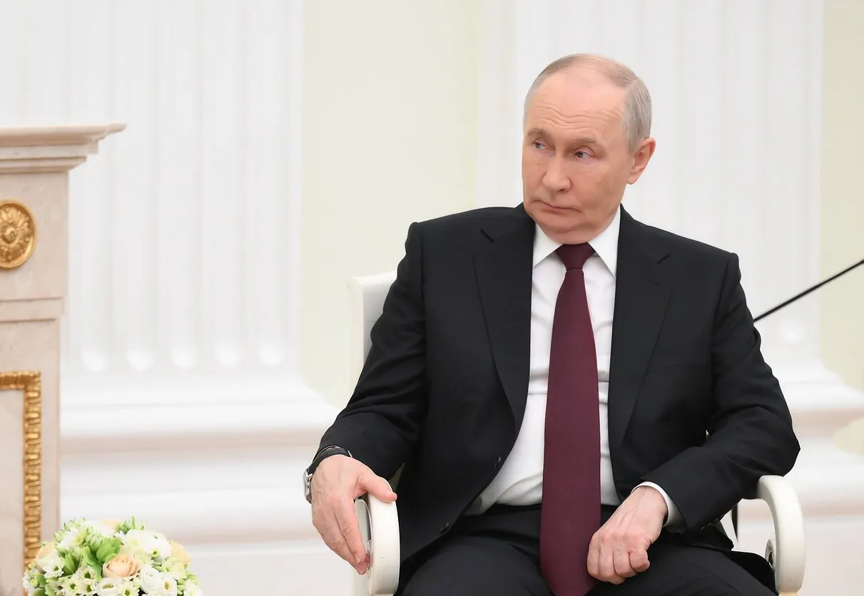 Города в России будут менять дизайн по поручению Путина