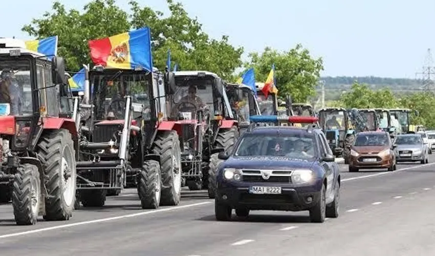 Молдовські фермери анонсували акції протесту на кордоні з Румунією
