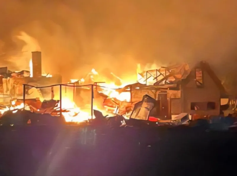 рф вдарила по Дніпропетровщині ракетою та дроном, є загиблий, серед поранених — двоє дітей