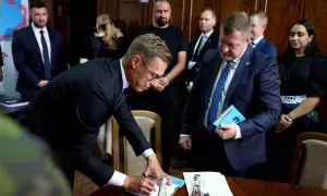 Пандемия COVID-19: границы для украинцев открыли более 50 стран мира