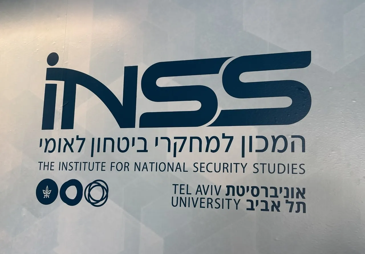 Експерт Моссад з Ірану: «Режим аятоли тероризує іранців і весь Близький Схід, а Україну вважає ворогом»