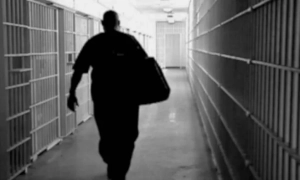 У Болгарії залишився місячний запас бензину. Далі — санкції