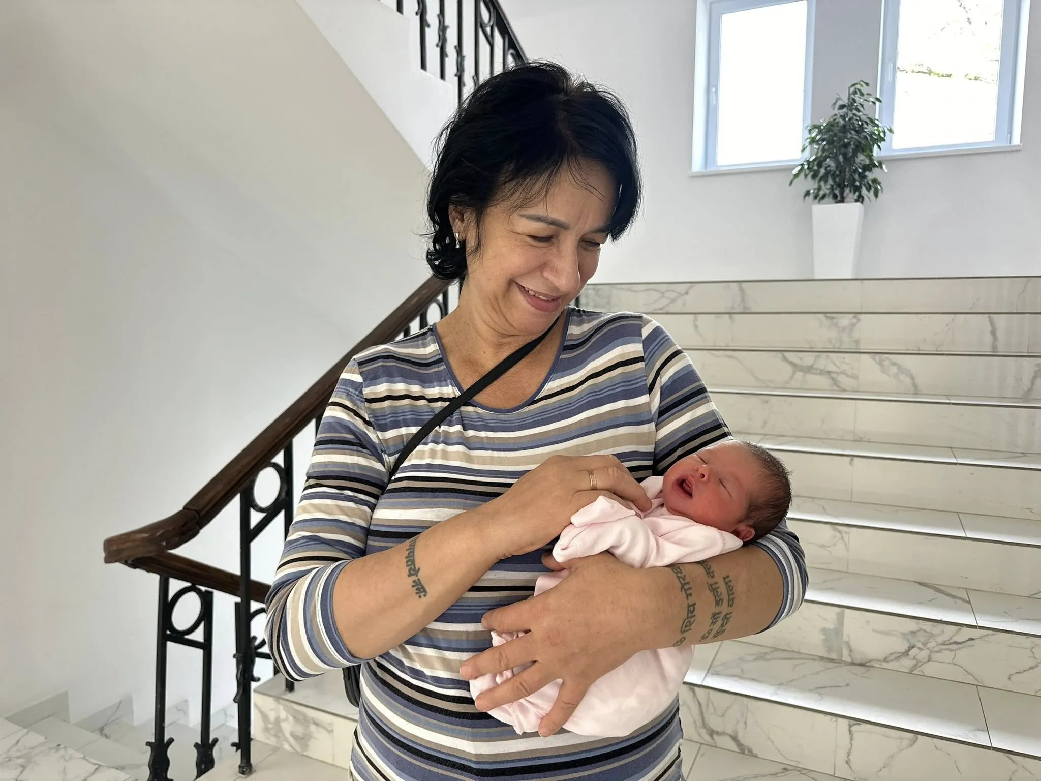 Військова народила доньку у 52 роки