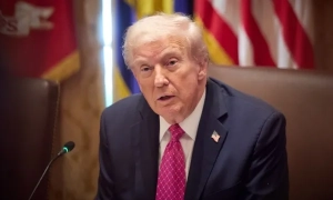 Фото: Трамп розпочав знос частини Білого дому для нового бального залу