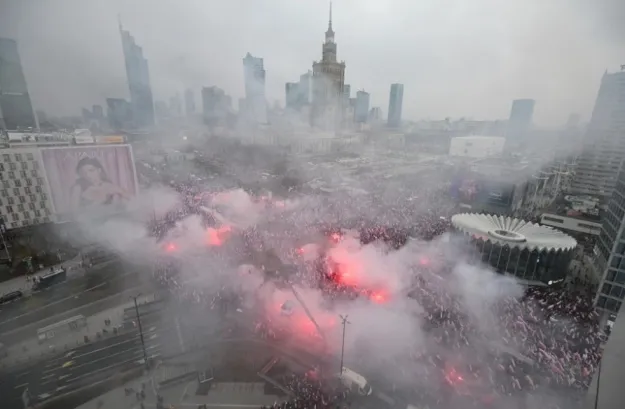 У Варшаві до Дня незалежності стартувала хода. Президент Польщі серед учасників