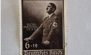 У Маріуполі розбили погруддя Леніна, яке встановили окупанти – міська рада